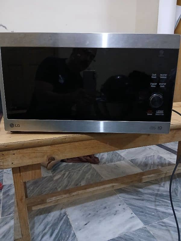 LG microwave 3