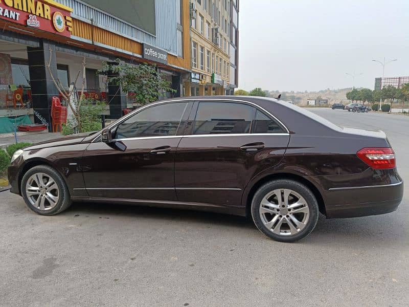 Mercedes E Class E200 2010 13