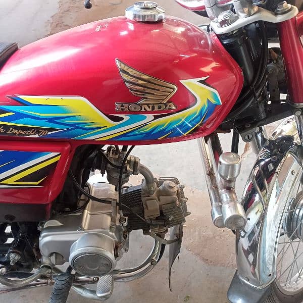 Honda 70cc very good condition 1