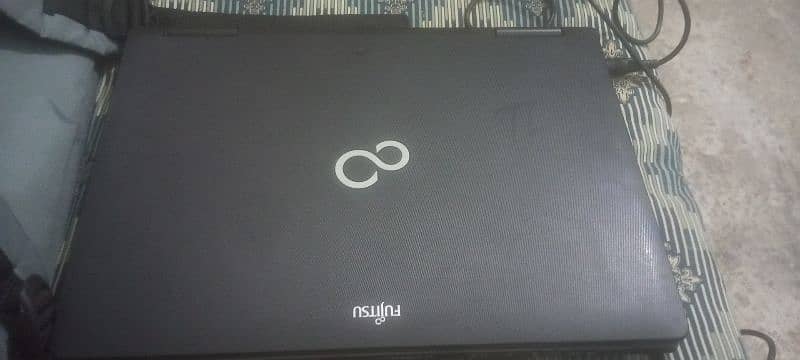 Fujitsu laptop for sale 7