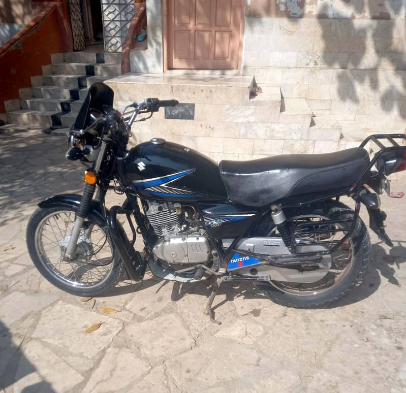 Suzuki GS 150 2012 1