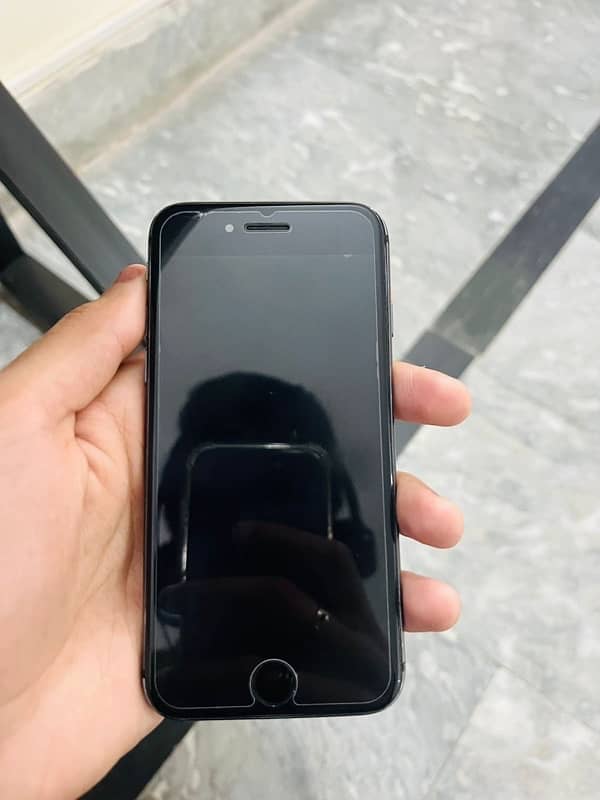 Iphone 8 pta Approved 64 gb 1