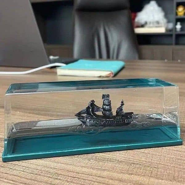 Titanic fluting ship for car dashboard 2