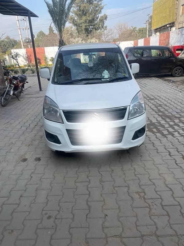 Suzuki Wagon R 2018 1