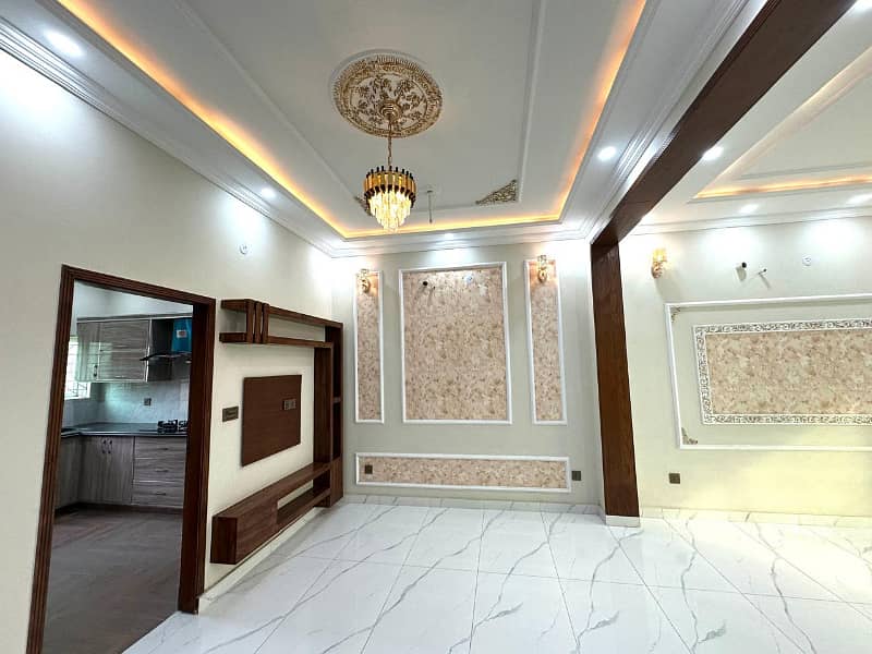 5 Marla Brand New House In Khayaban-e-Amin For Sale 7