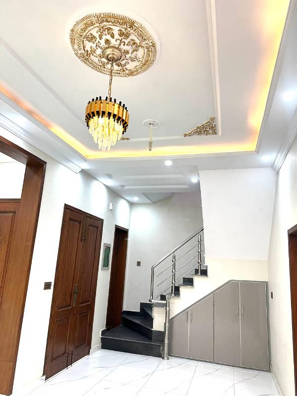 5 Marla Brand New House In Khayaban-e-Amin For Sale 12