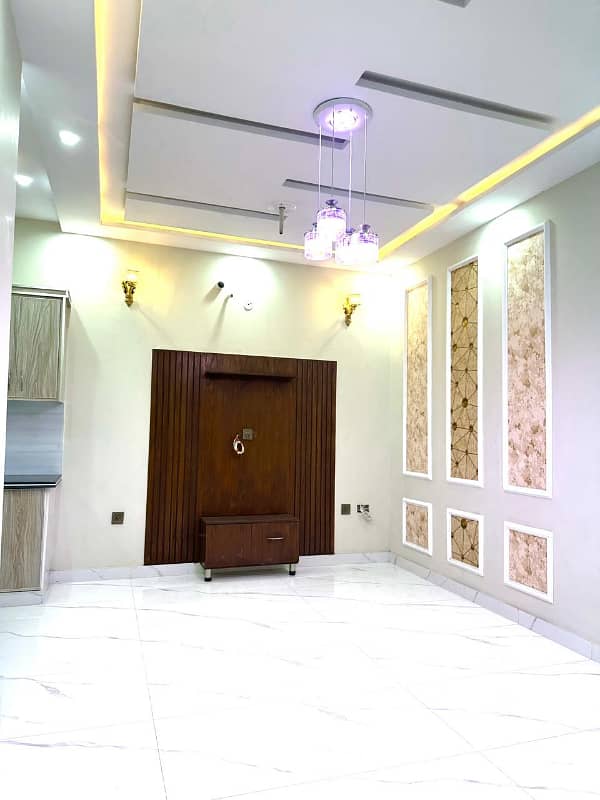 5 Marla Brand New House In Khayaban-e-Amin For Sale 25