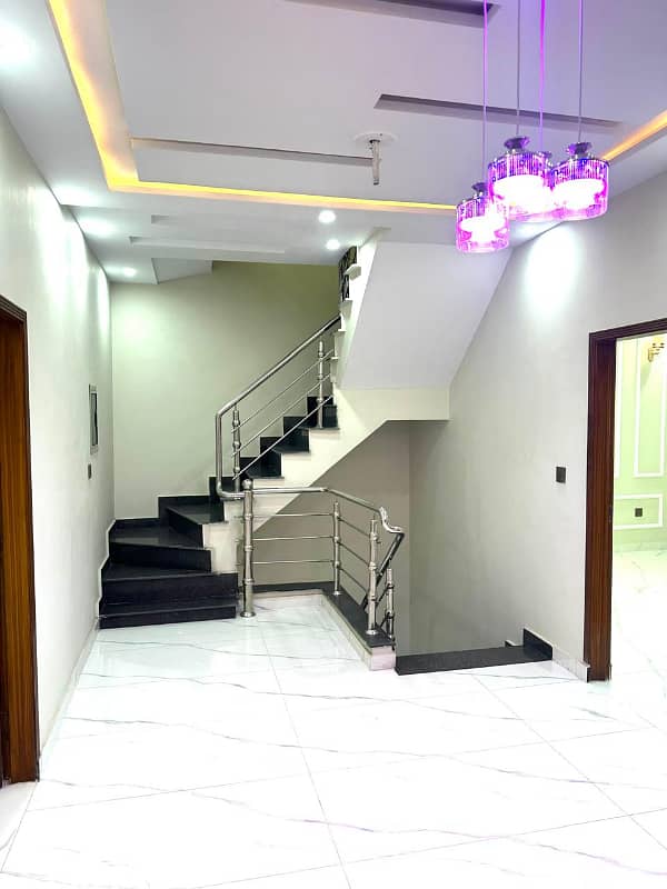 5 Marla Brand New House In Khayaban-e-Amin For Sale 27