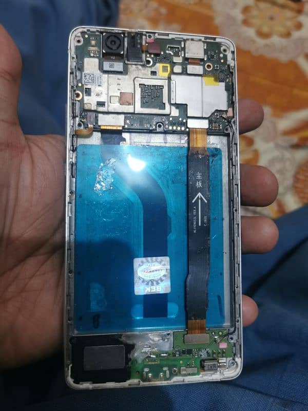 P9 lite Huawei (for parts} 5