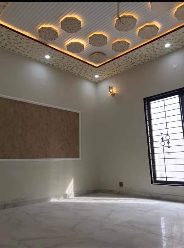 5 Marla Brand New House In Khayaban-e-Amin For Sale 9