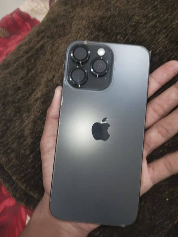 iphone 15 pro max black colour 1
