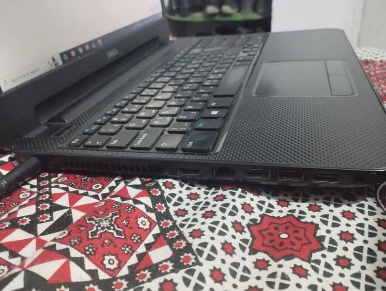 i5 Dell Inspiron 3521 / i5- 3rd generation laptop 2