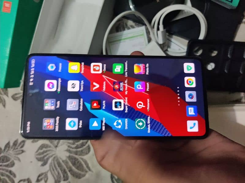 Infinix note 30 pro ha 8+8 256 6