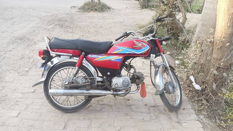 Honda CD 70 2019 3