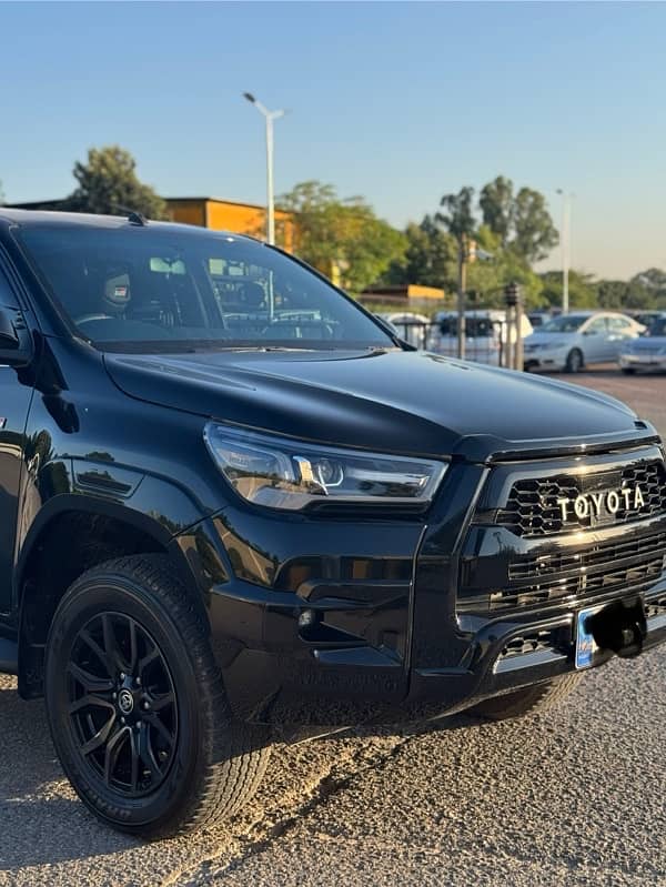 Toyota Hilux revo grs 2