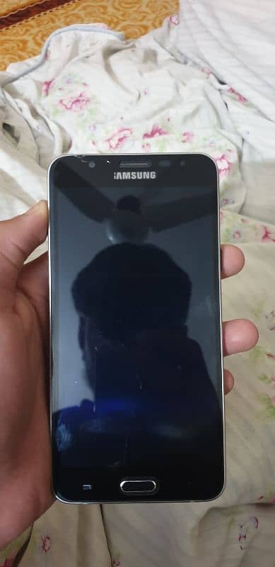 SAMSUNG J7 PRIME 4