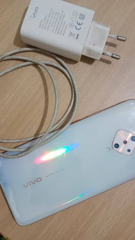 Vivo y51  4/128  urgent sale 4