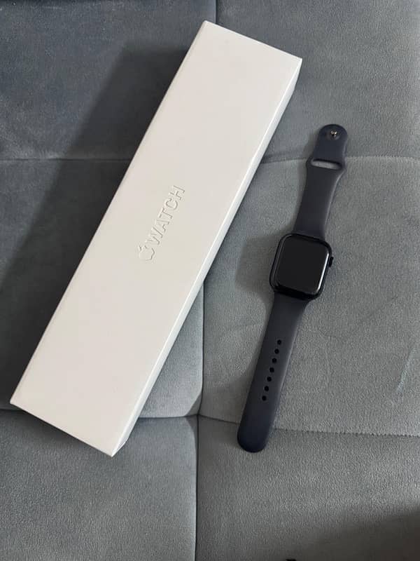 APPLE WATCH SERIES 8 45 MM 4