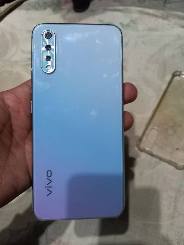 vivo s1 8/ 256 gb all ok with box and charger 0