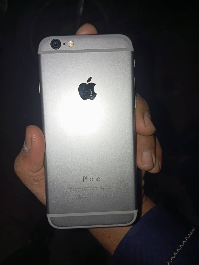 Apple iPhone 6 0