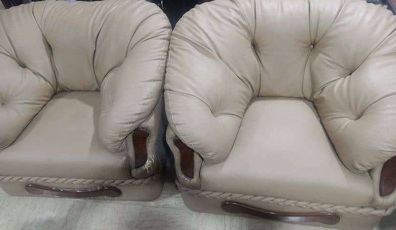 7 Seater Moltyform leatherite sofa set 2