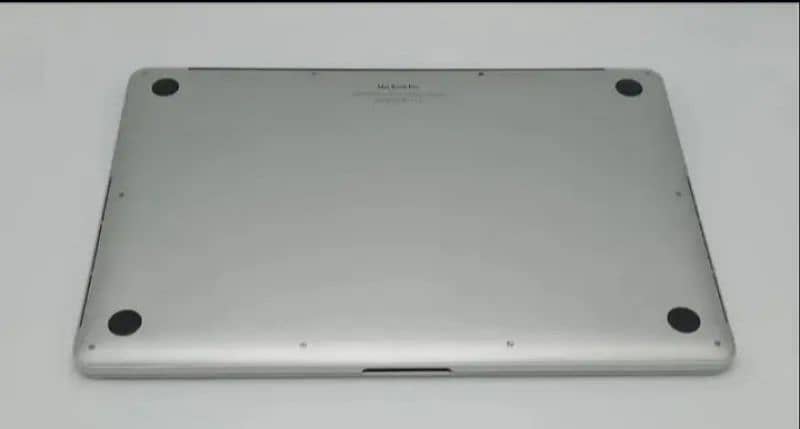 Macbook Pro 2015 Core I7 4TH Generation 8Gb Ram 1