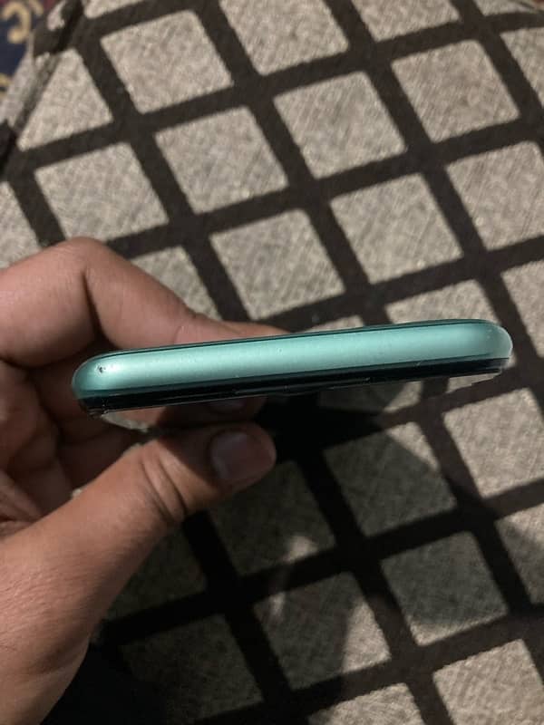 Realme C11 2/32gb with box 7