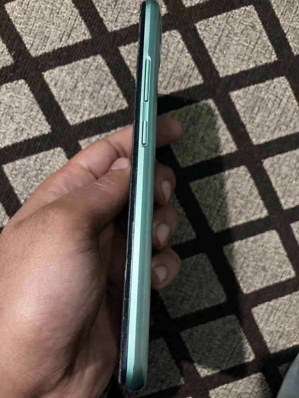 Realme C11 2/32gb with box 9