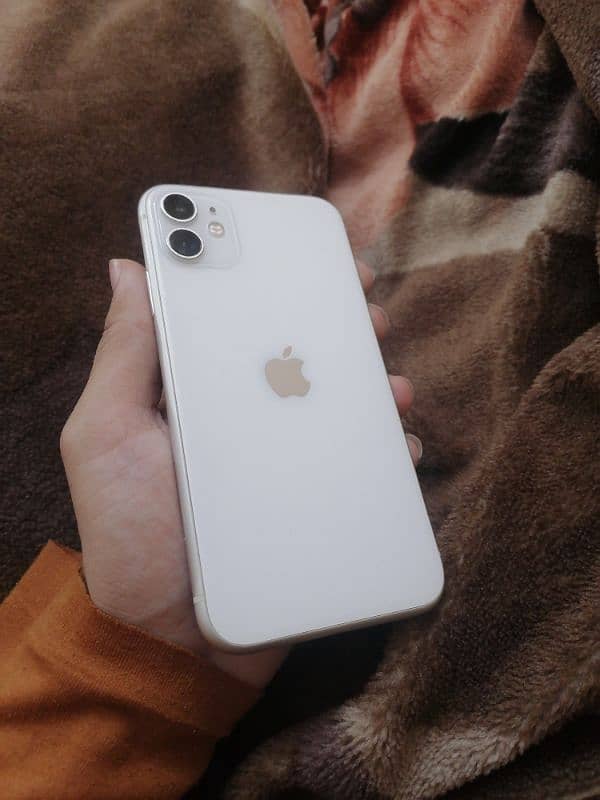 IPhone 11 64gb White (waterpack) 1