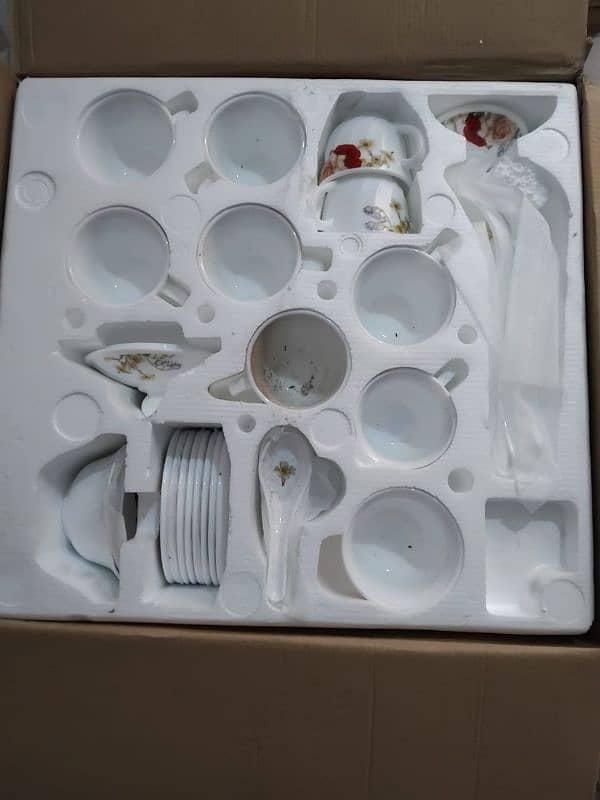 Opal dinner set marble 18