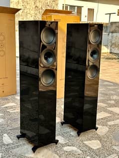 kef r5 floorstand speakers