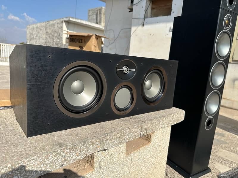 monitor audio bronze series speakers 8