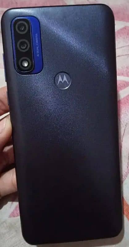 Moto g pure 3/32 all ok bc minor glass crack hai 0311/22/38/21/8 1