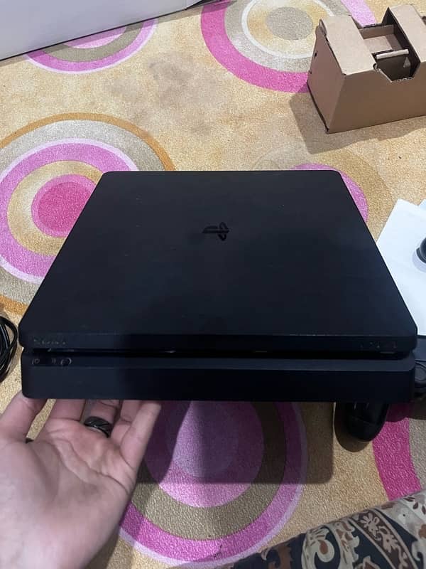 play station ps4 slim 3