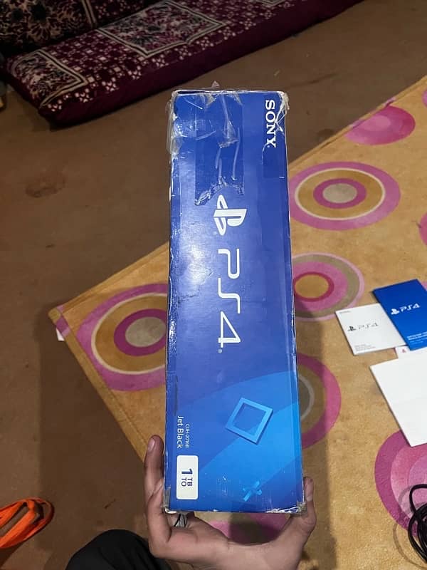 play station ps4 slim 11