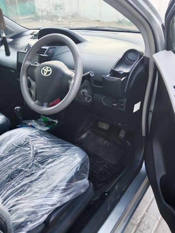 Toyota Vitz 2013 2