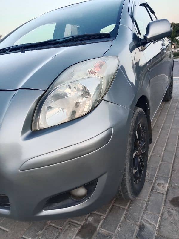 Toyota Vitz 2013 5