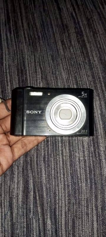 Sony Cybershot DSC W-800 0