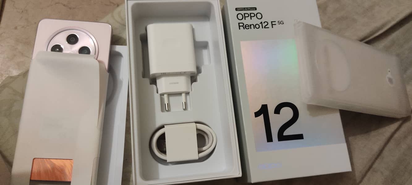 OPPO Reno 12f 5G. 12/256GB. 0