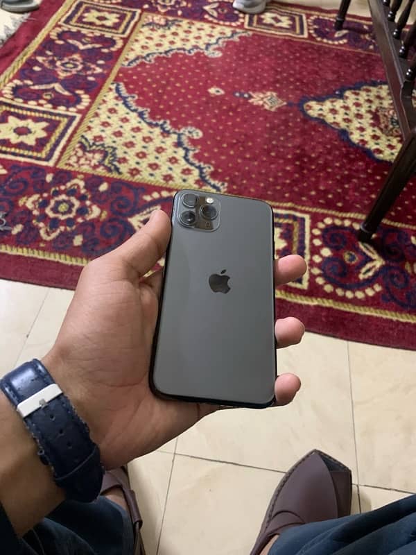 iphone 11 pro factory unlocked 1