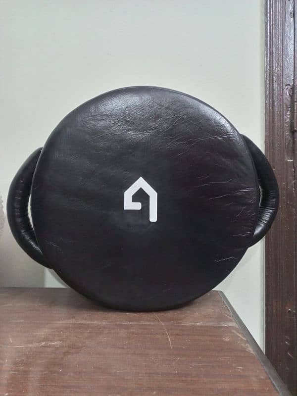 Round Boxing Pad 100% Genuine Leather Punching Mitts Kick Pad (Black) 0