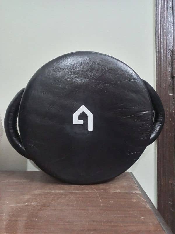 Round Boxing Pad 100% Genuine Leather Punching Mitts Kick Pad (Black) 1