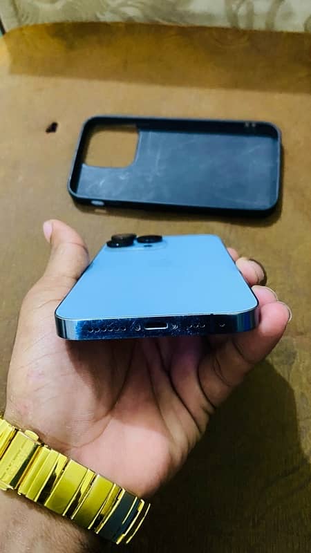 iPhone Xr 14 Pro Converted 1