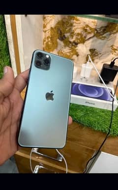 iPhone 11 Pro Max 256 factory waterpack urgent