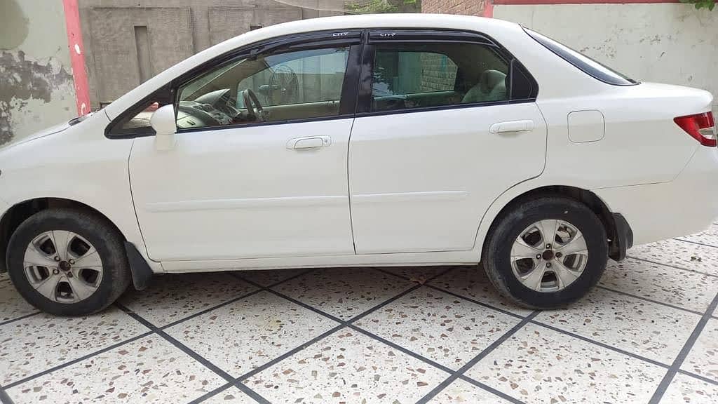 Honda City IDSI 2005 10