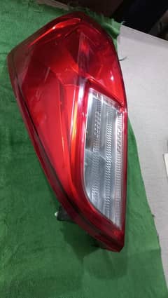 Mitsubishi Ek Space , Tail Light