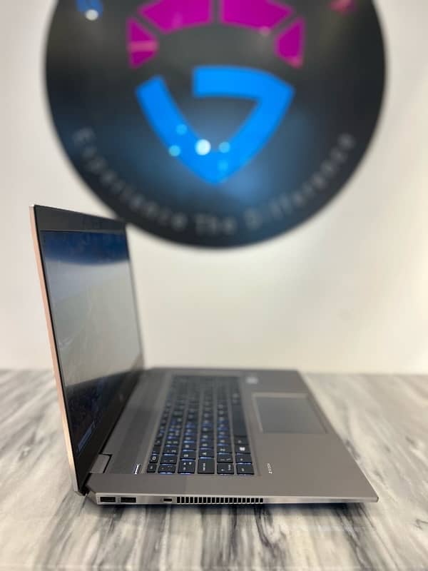 HP ZBook 17 G5 1