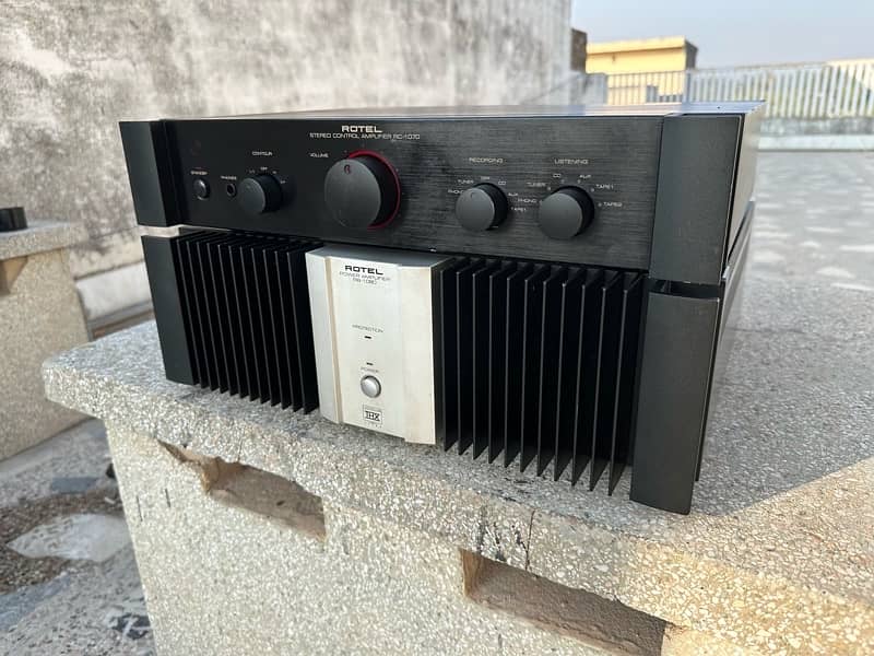 rotel power amplifier preamplifier & cd player 3