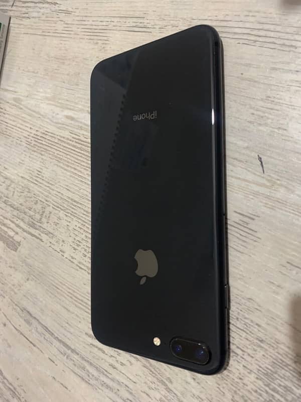 IPHONE 8 PLUS 8