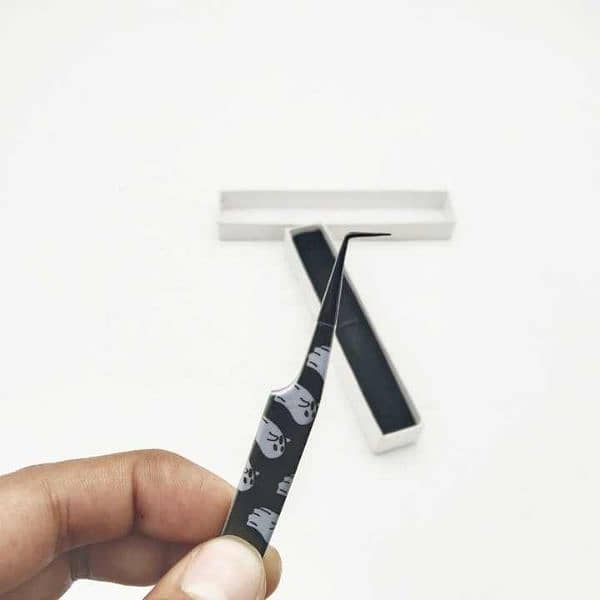 Eyelash tweezers Beauty instrument 1